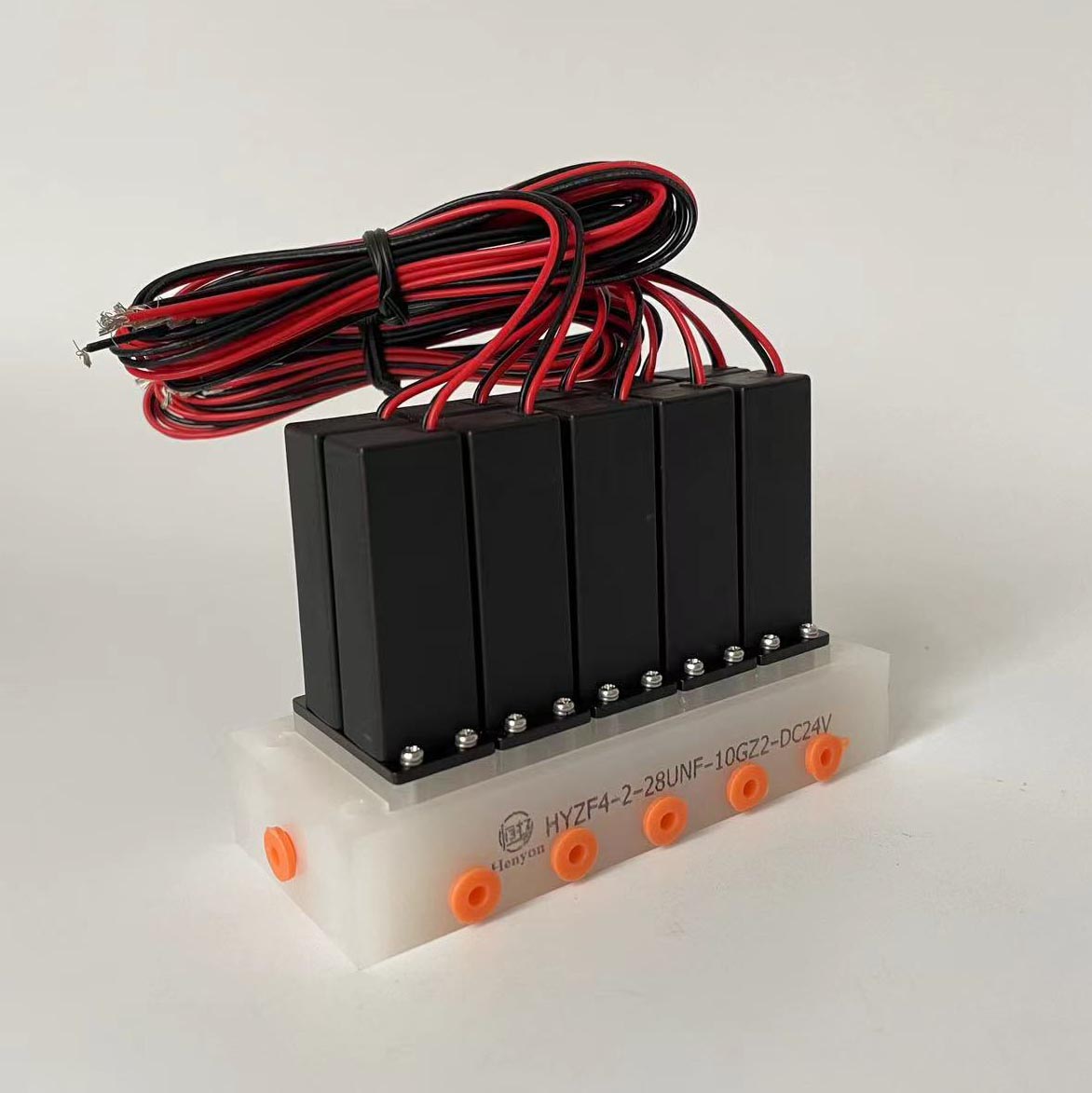 PTFE电磁阀直列阀组-3